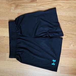 Under Armour size 7 athletic shorts
